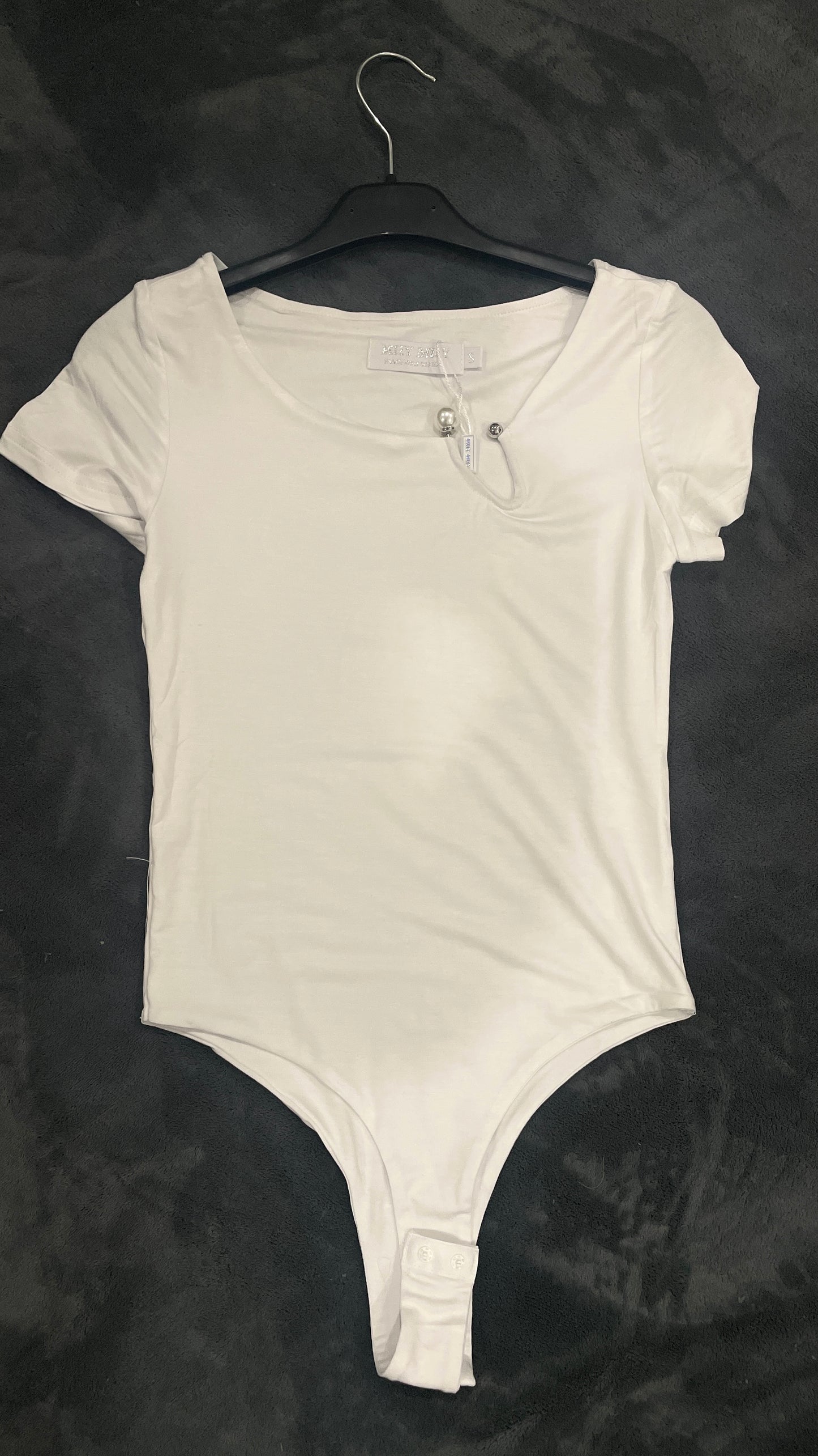 Body Blanco de Algodón con Escote Redondo – Comodidad y Estilo Minimalista - FreeLife Miami