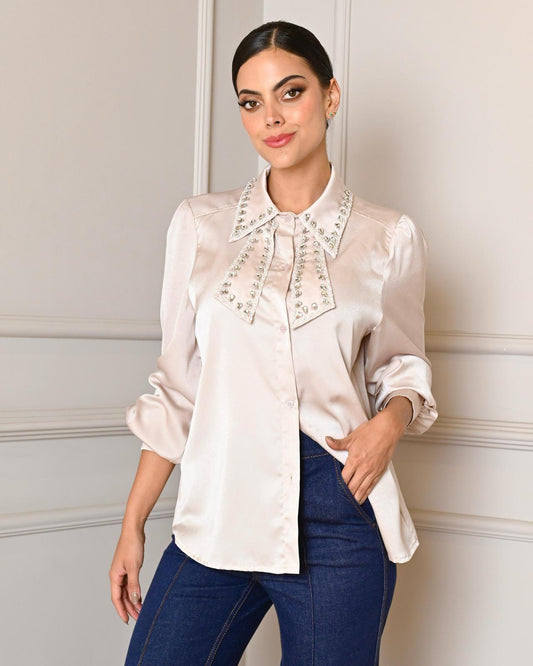Blusa de Satín Italiana con Detalles de Pedrería – Elegancia y Sofisticación - FreeLife Miami